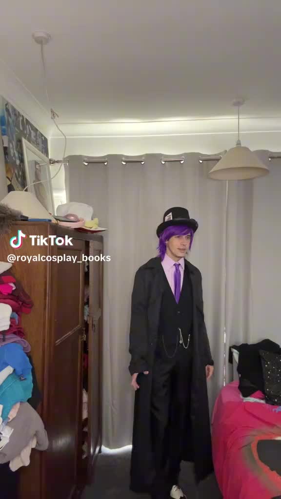 @vox/Alastorcosplay12345