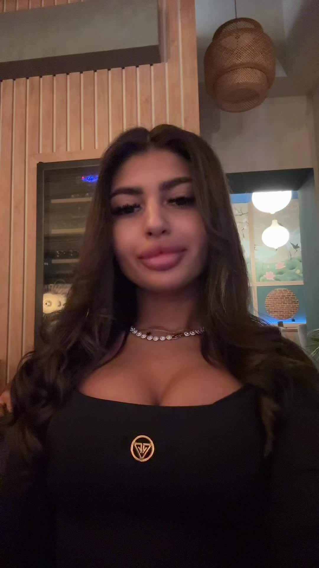 @giuliavanez