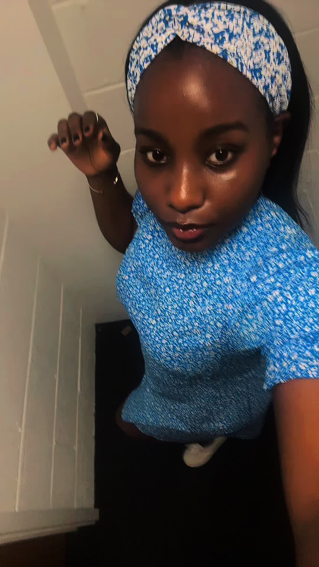 @_5thgirl1