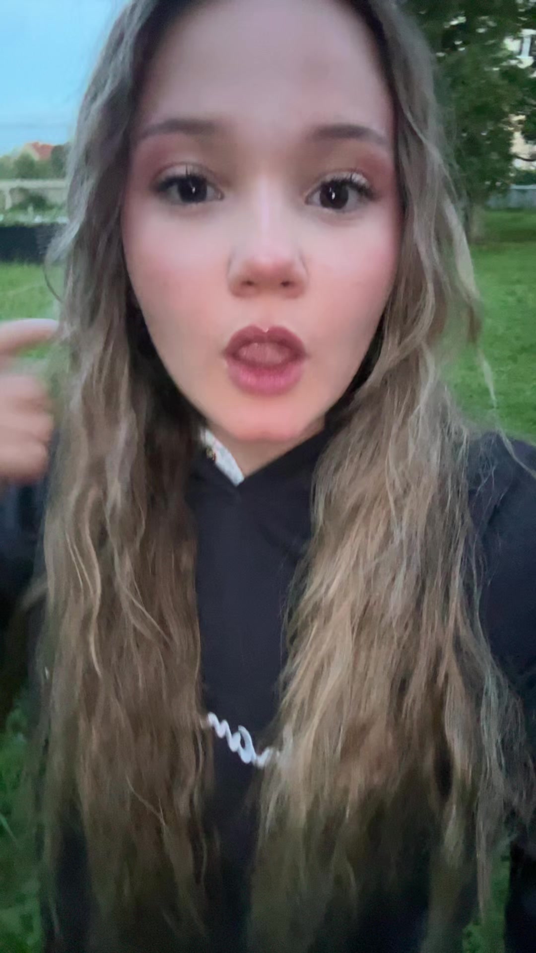 @лойза