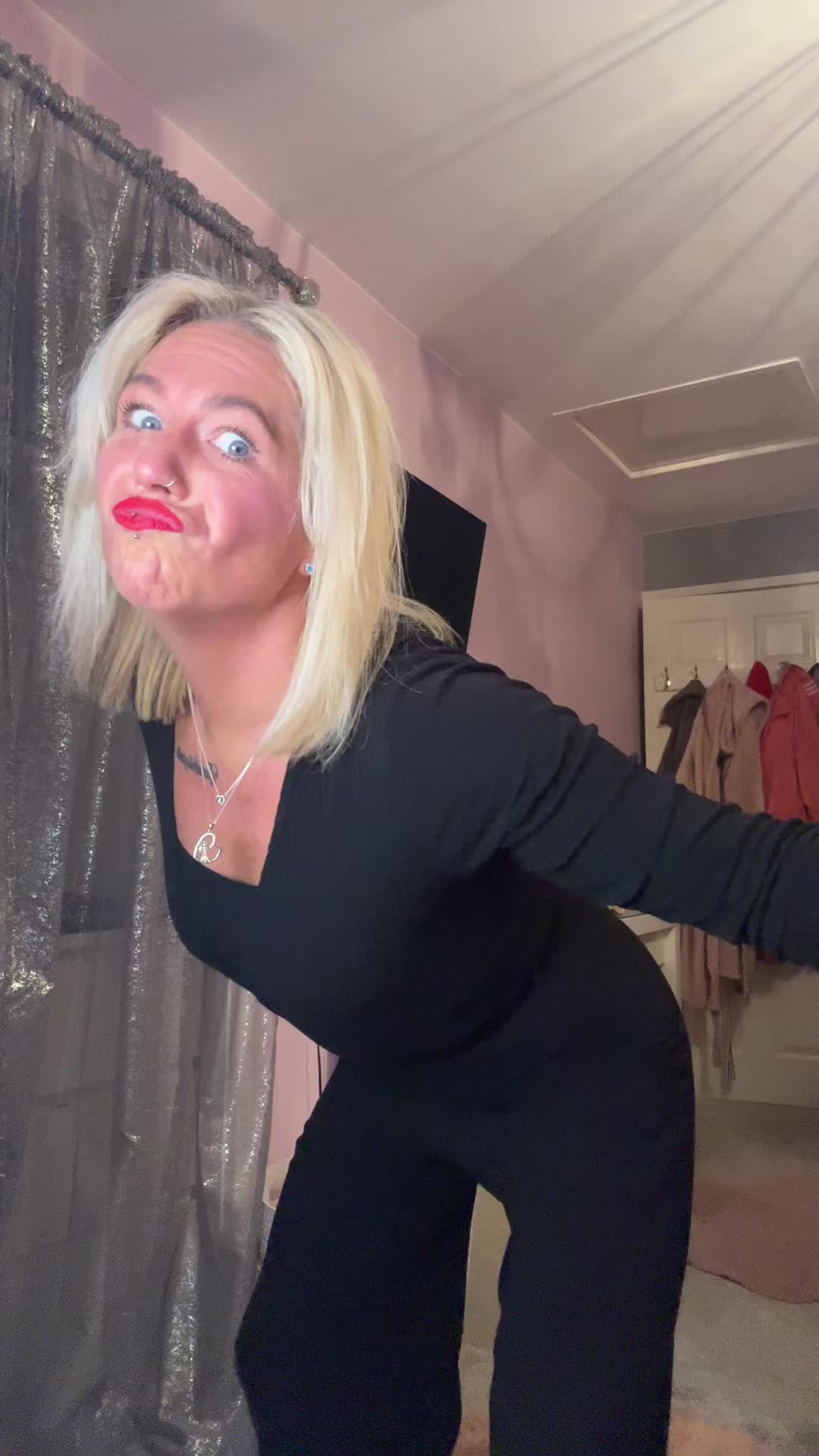 @djenergyqueen