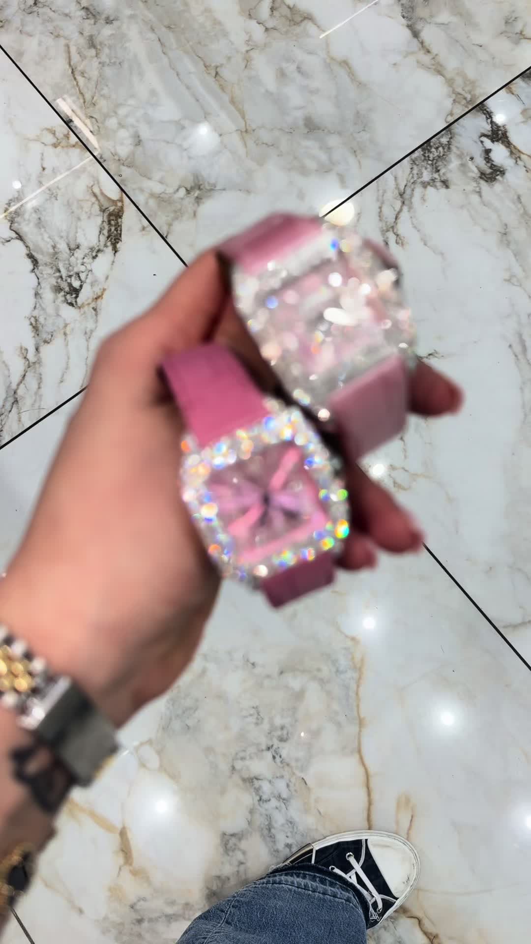 @Kettlesandcarats