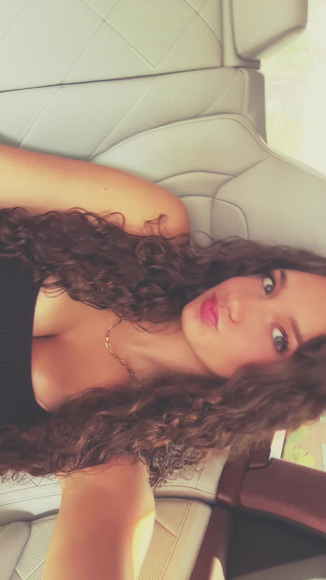 @mia