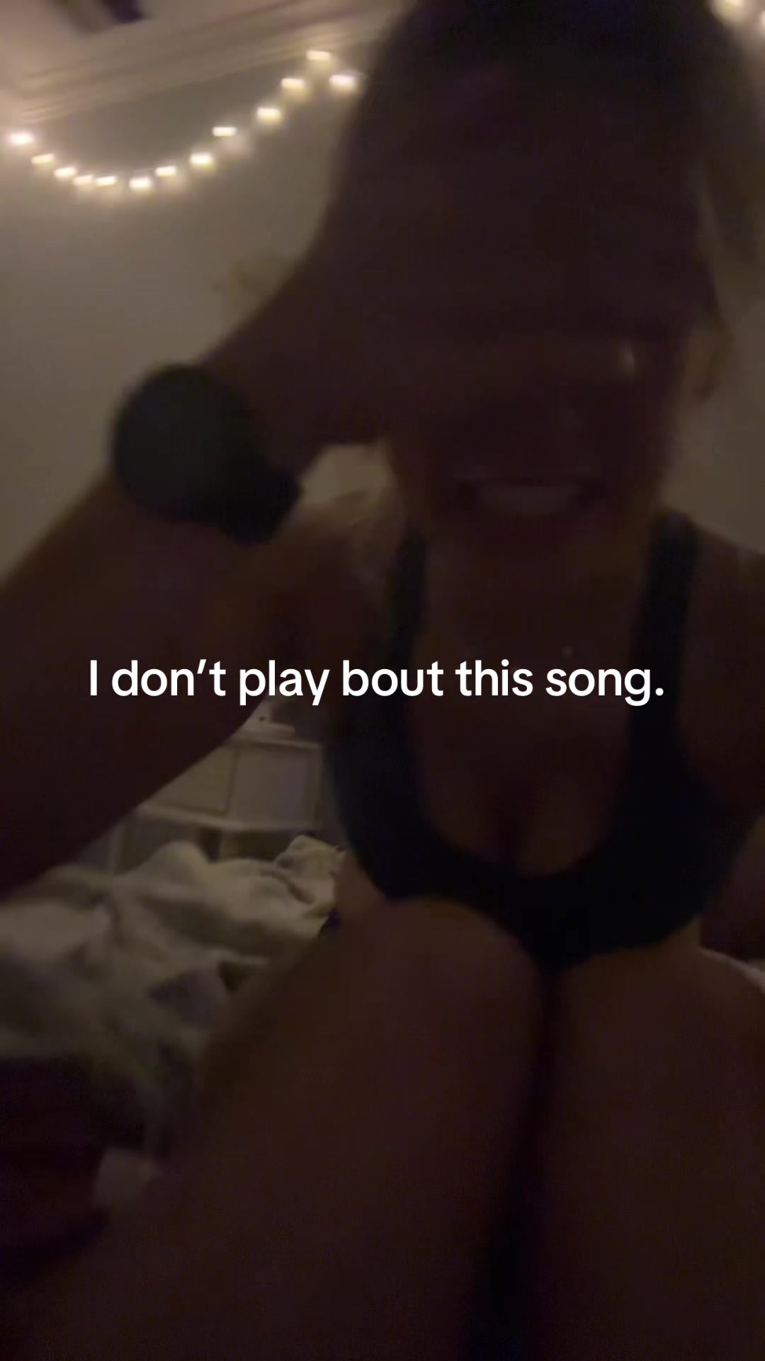 @Ava