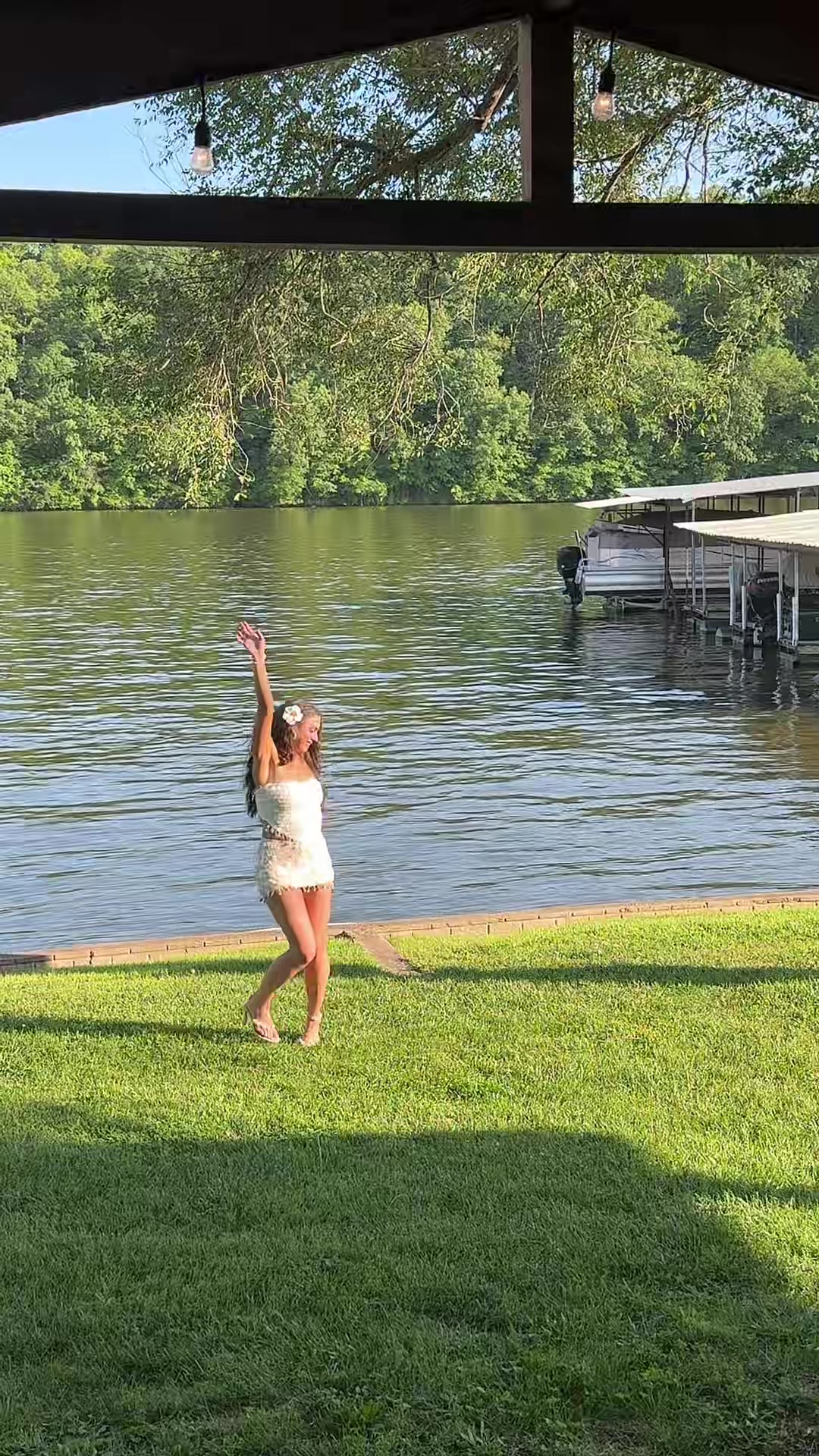 @yzabella