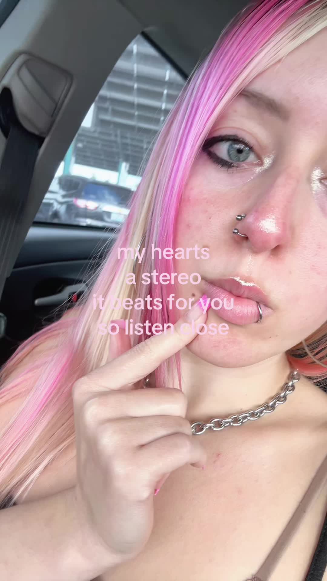 @meowgrlll🪽