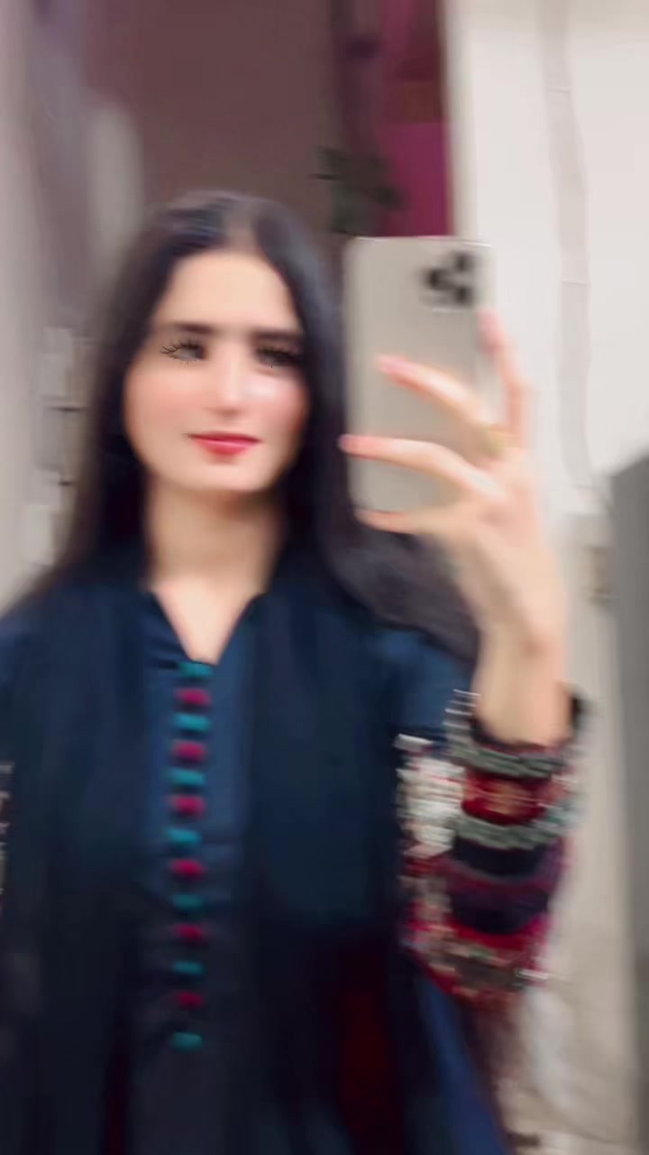 @Muneeba khan⭐️