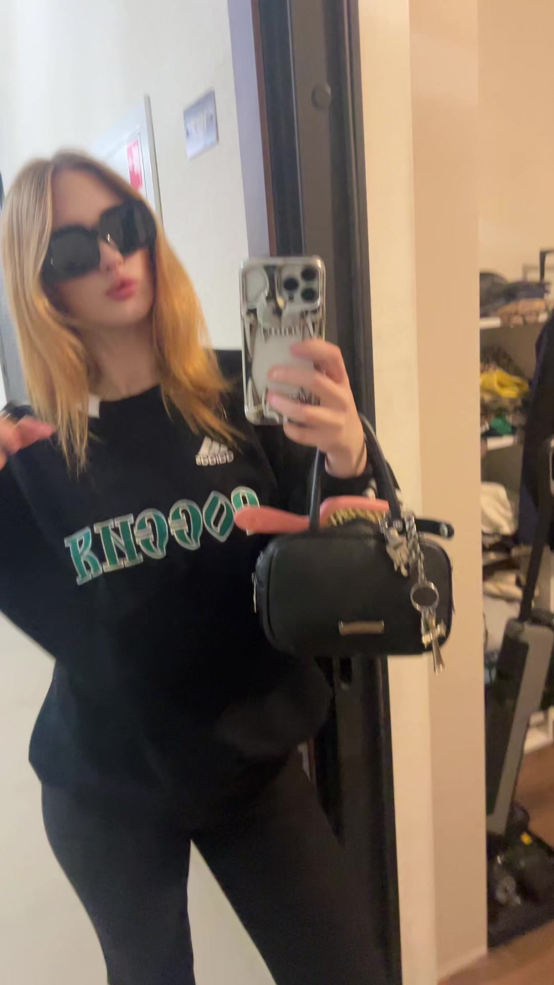 @каэтана