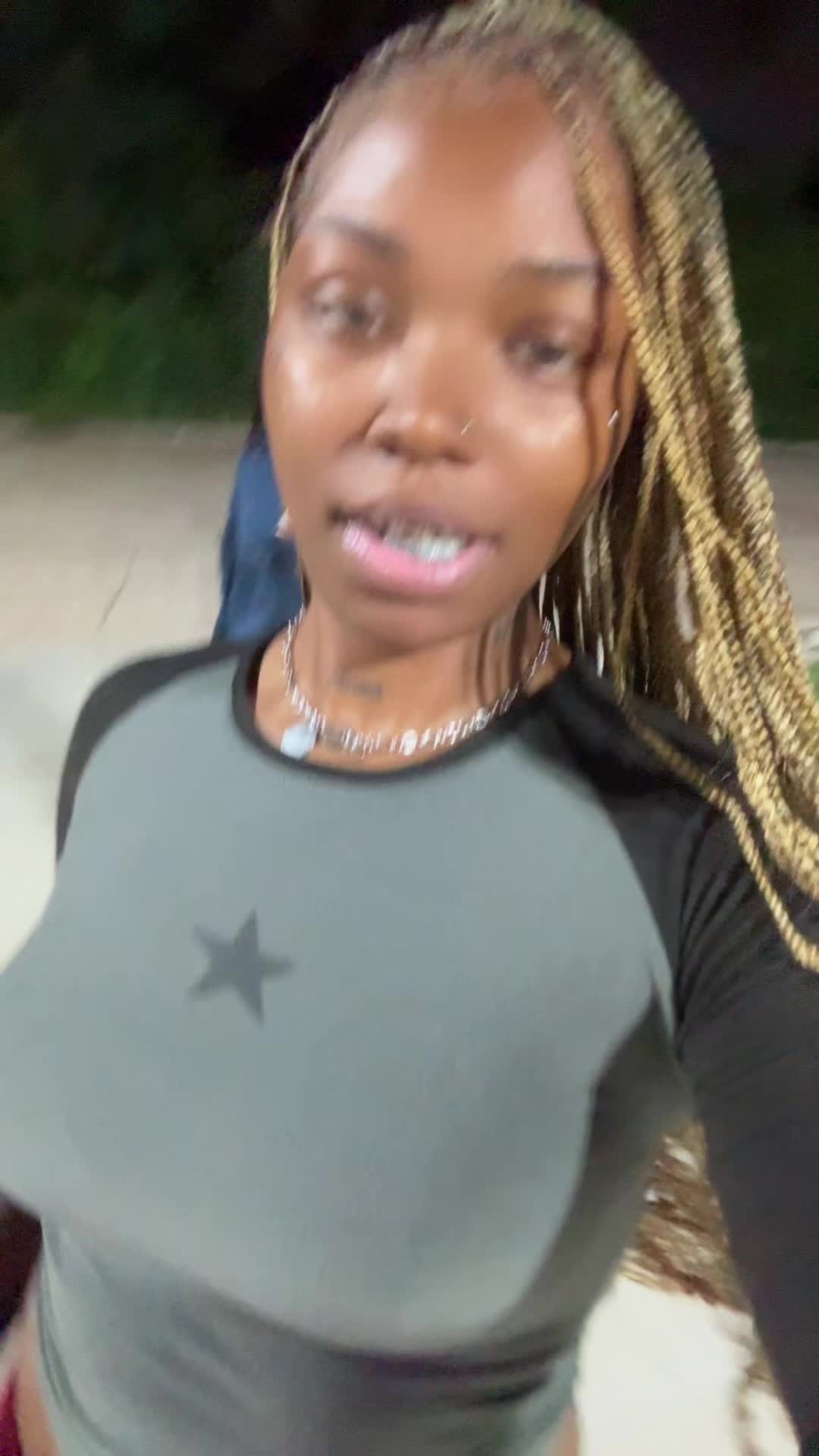 @Laniyahrena