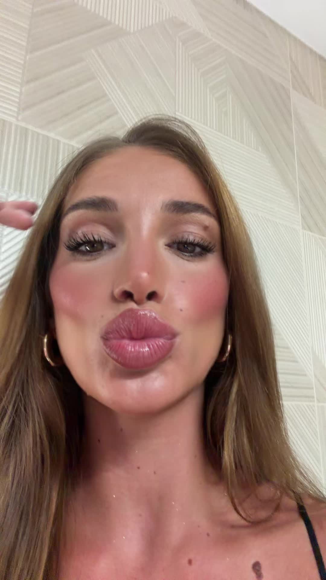 @Claudia Juarez
