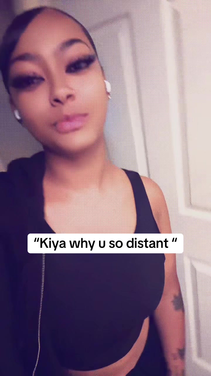 @kiya🖤🪐