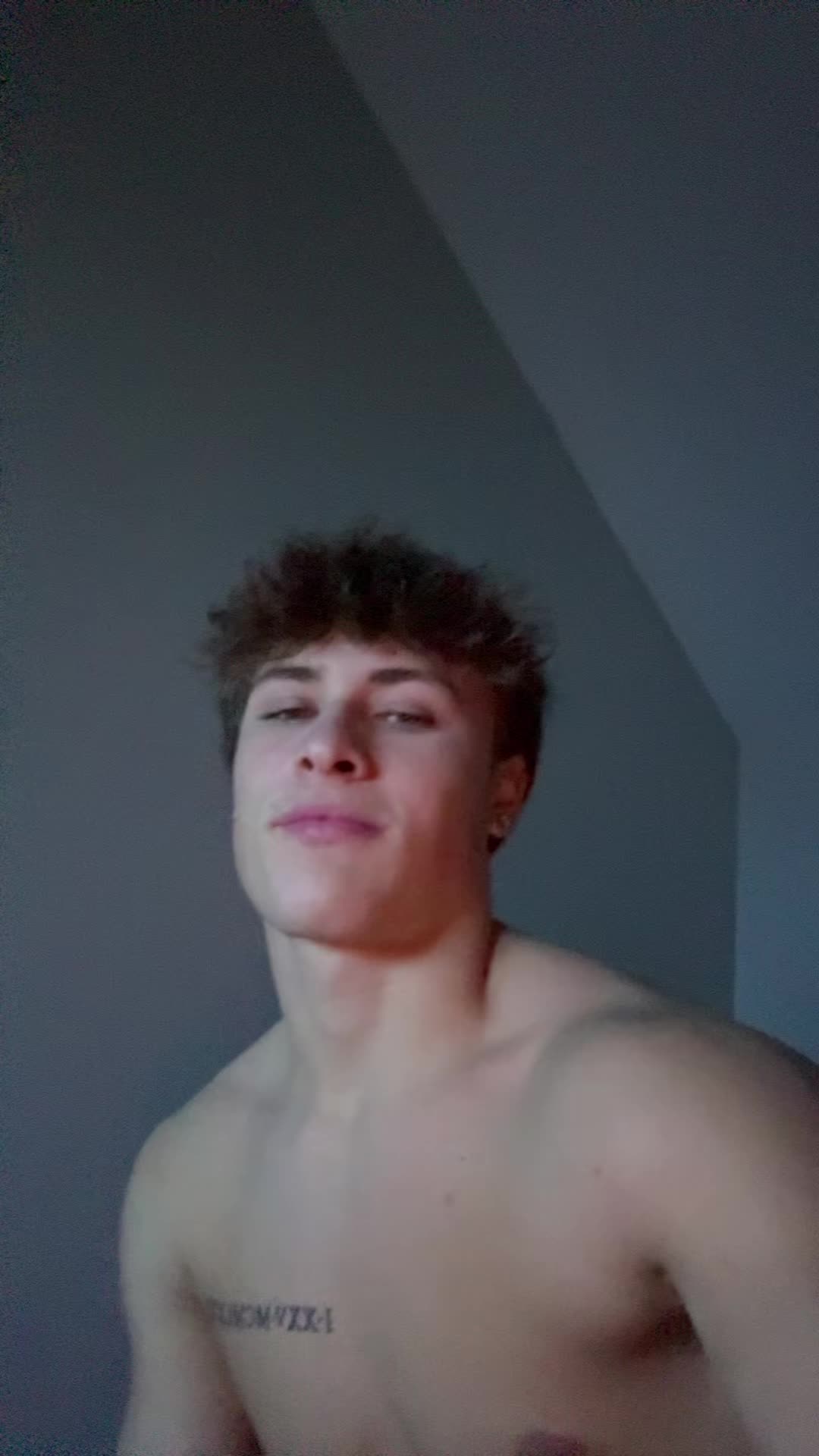 @j
