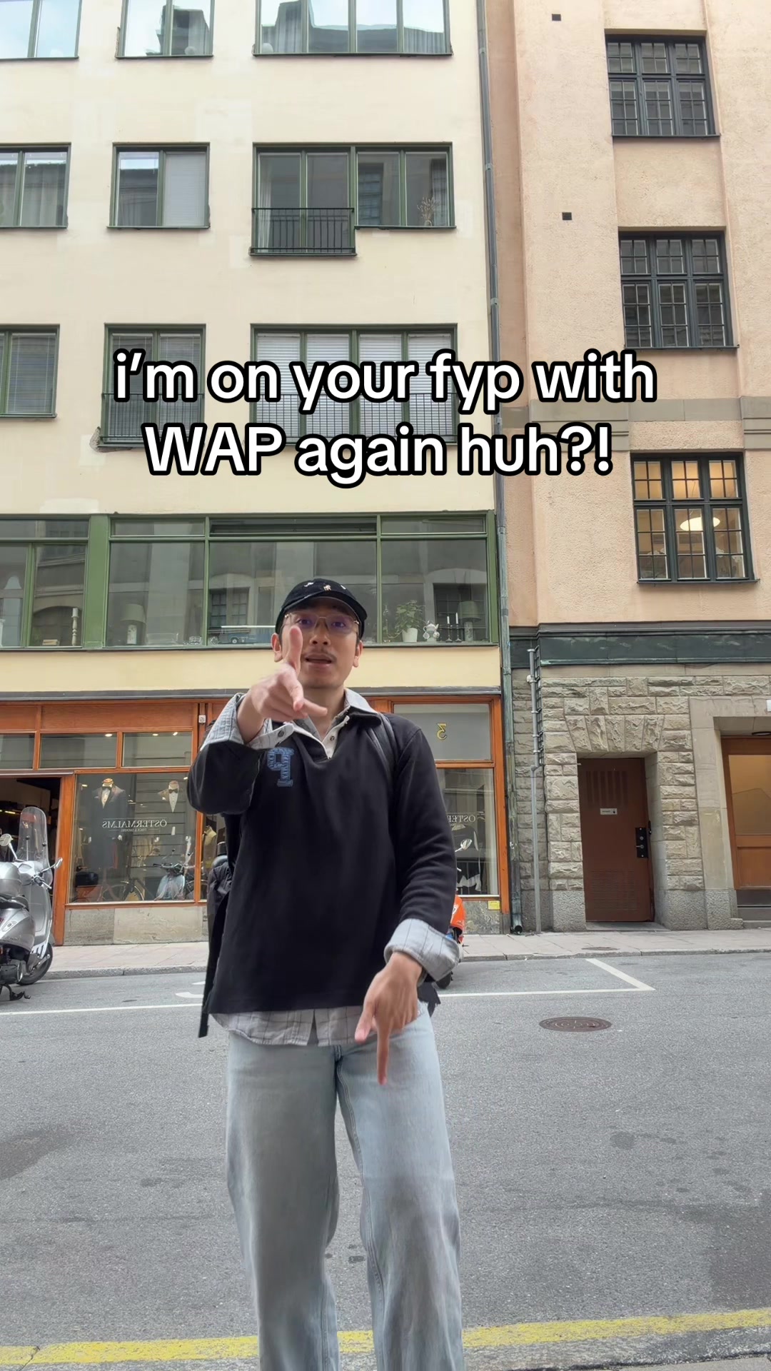 @roy hoang