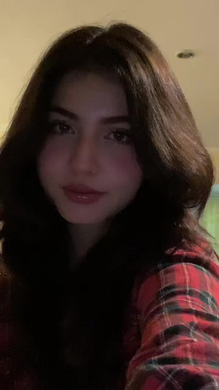 @emiwho?