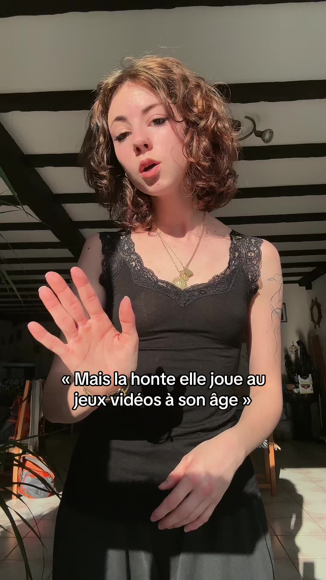 @༒Elena༻⋆