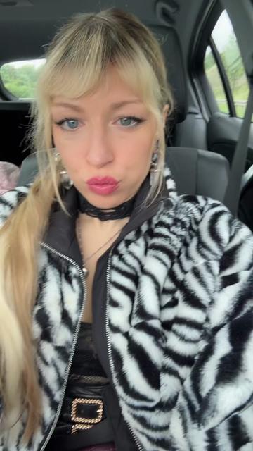 @AlphaBabeLucy