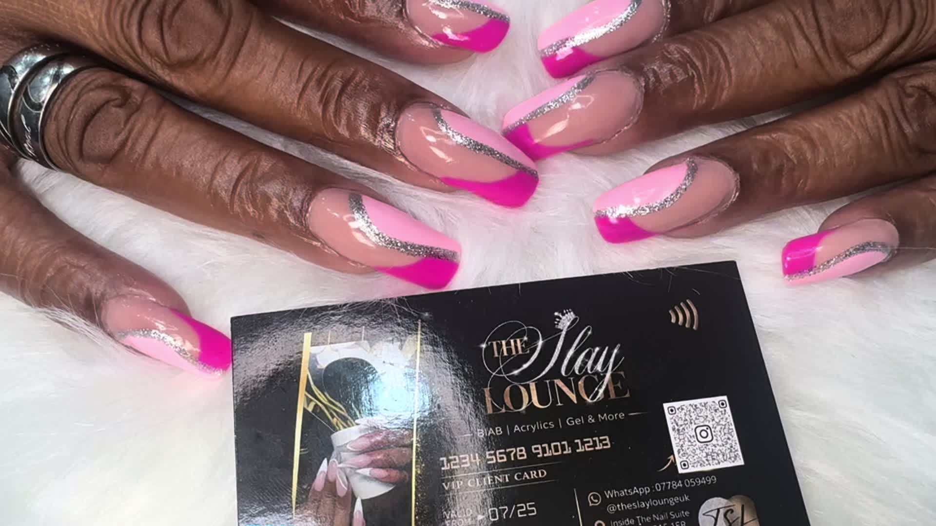 @The Slay Lounge uk
