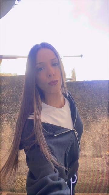 @𝑹𝒐𝒔𝒔𝒂𝒏𝒂 🍒