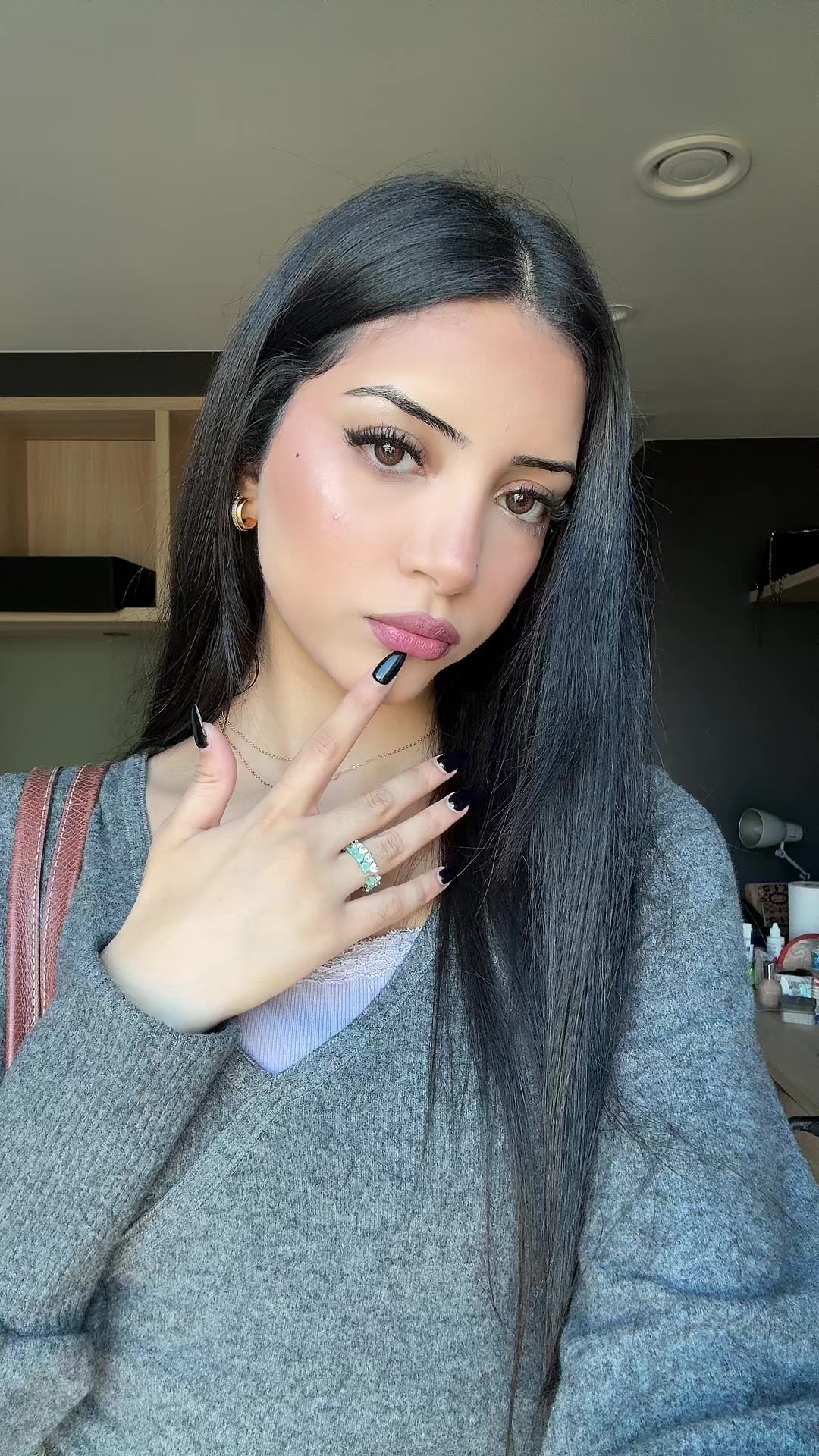 @Ayaat