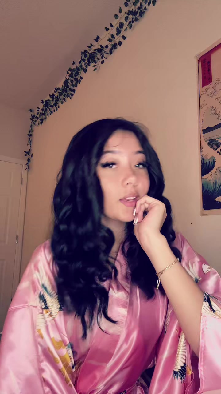 @⃟