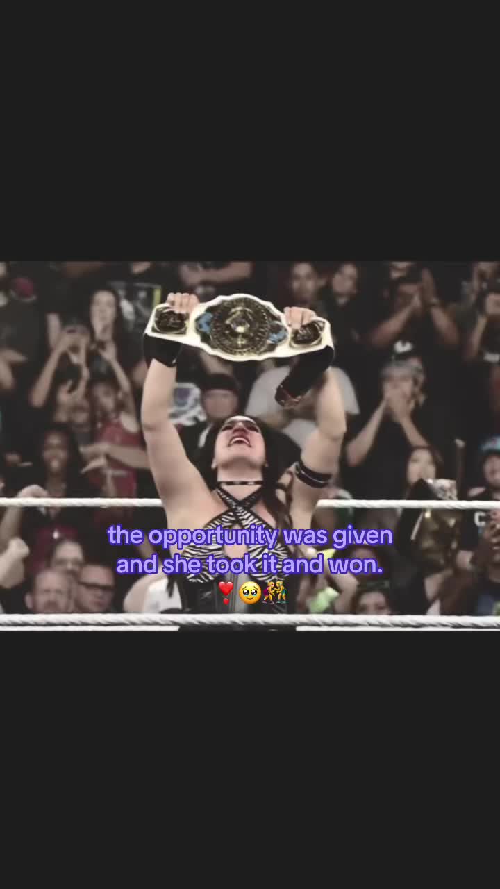 @liv.loves.wrestling