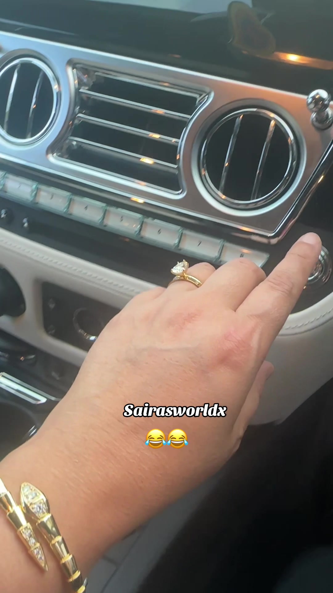 @Sairasworld🥰