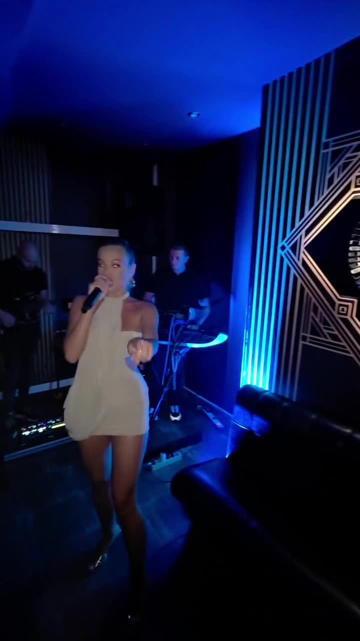 @nastupi_poznatih