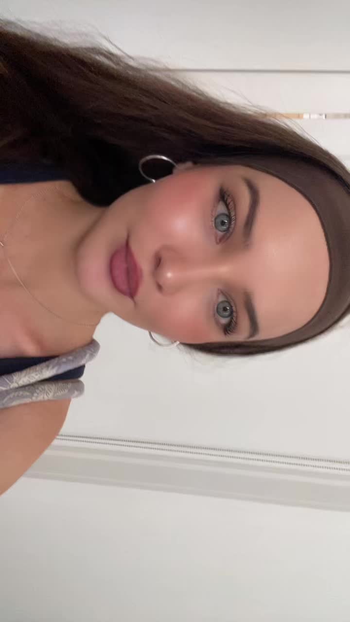 @Ariela