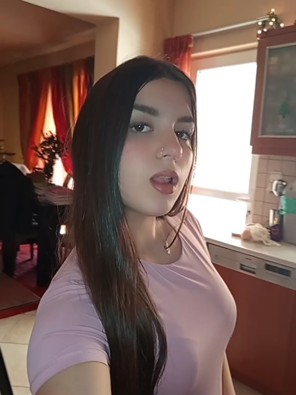 @🧚🏼&zwj;♀️
