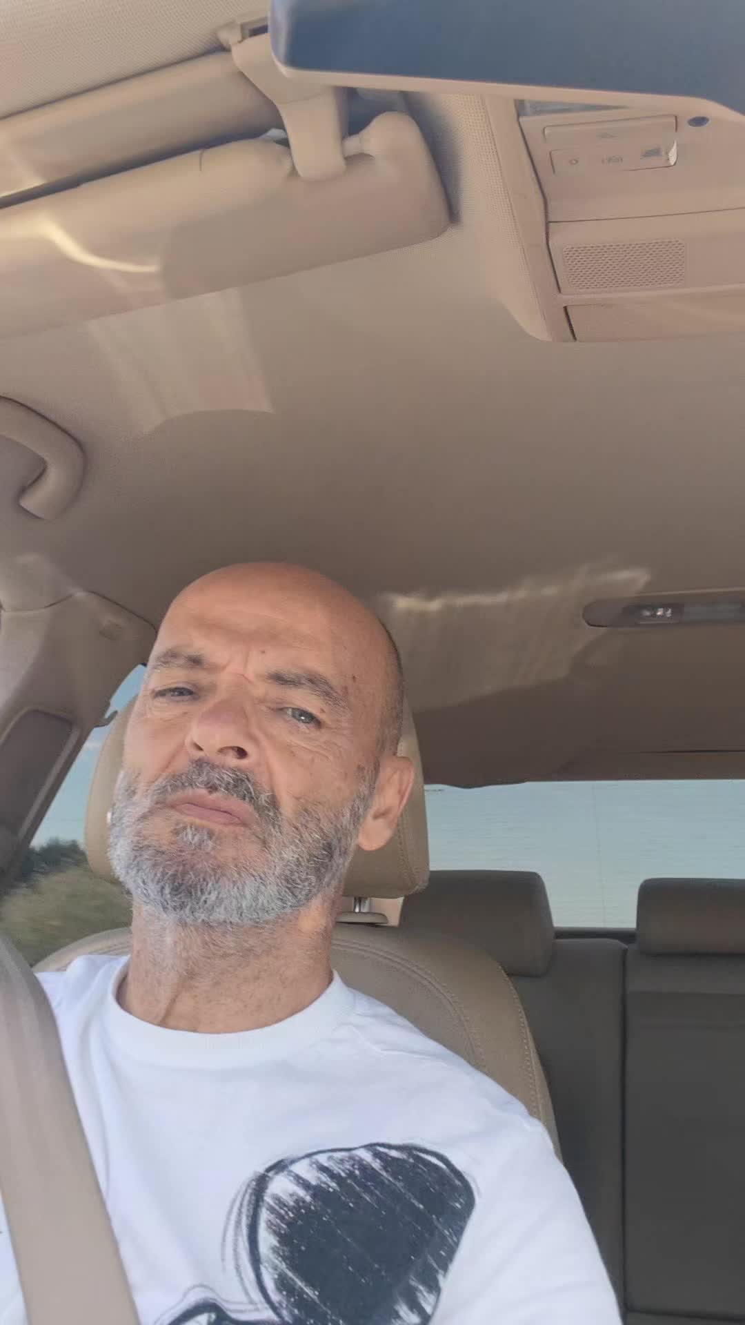 @manumota