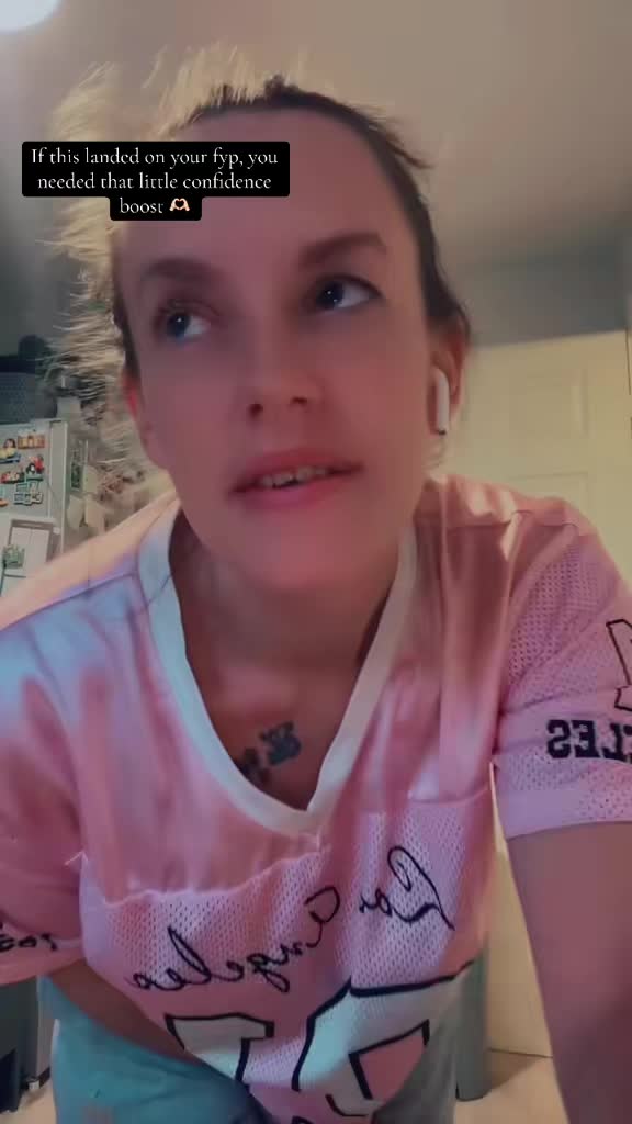 @🦋✧༝ 𝓚𝓮𝓵 ༝✧🦋