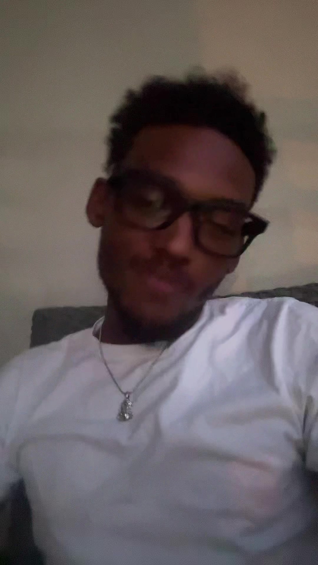 @Tre5