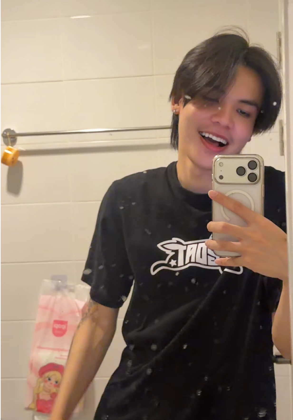 @Xesitz