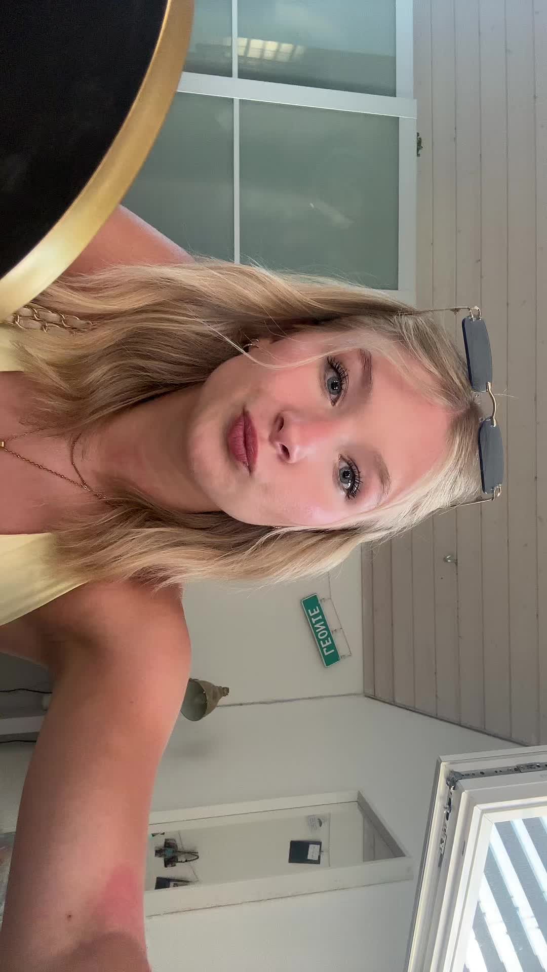@Leonie💛☀️