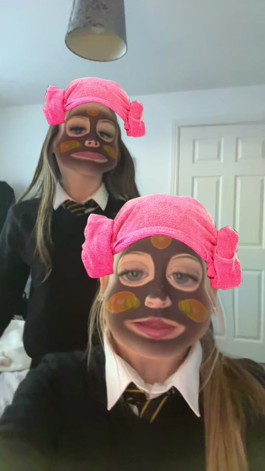 @𝒶𝓁𝒶𝓃𝓃𝒶𝓈 𝓈𝓅𝒶𝓂