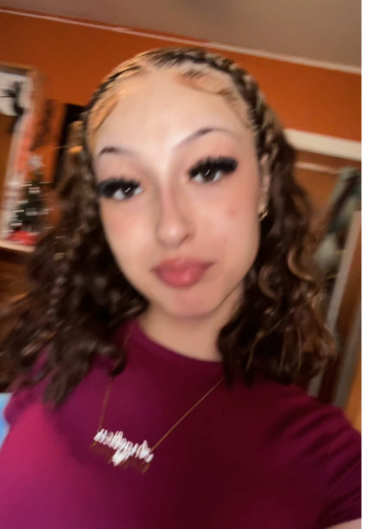 @Angelicaa👩&zwj;🦯&zwj;➡️