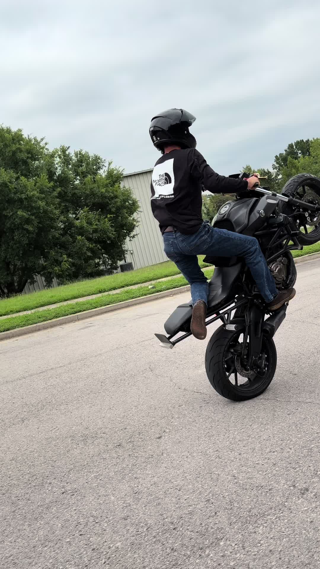 @karey_cody_cant_wheelie