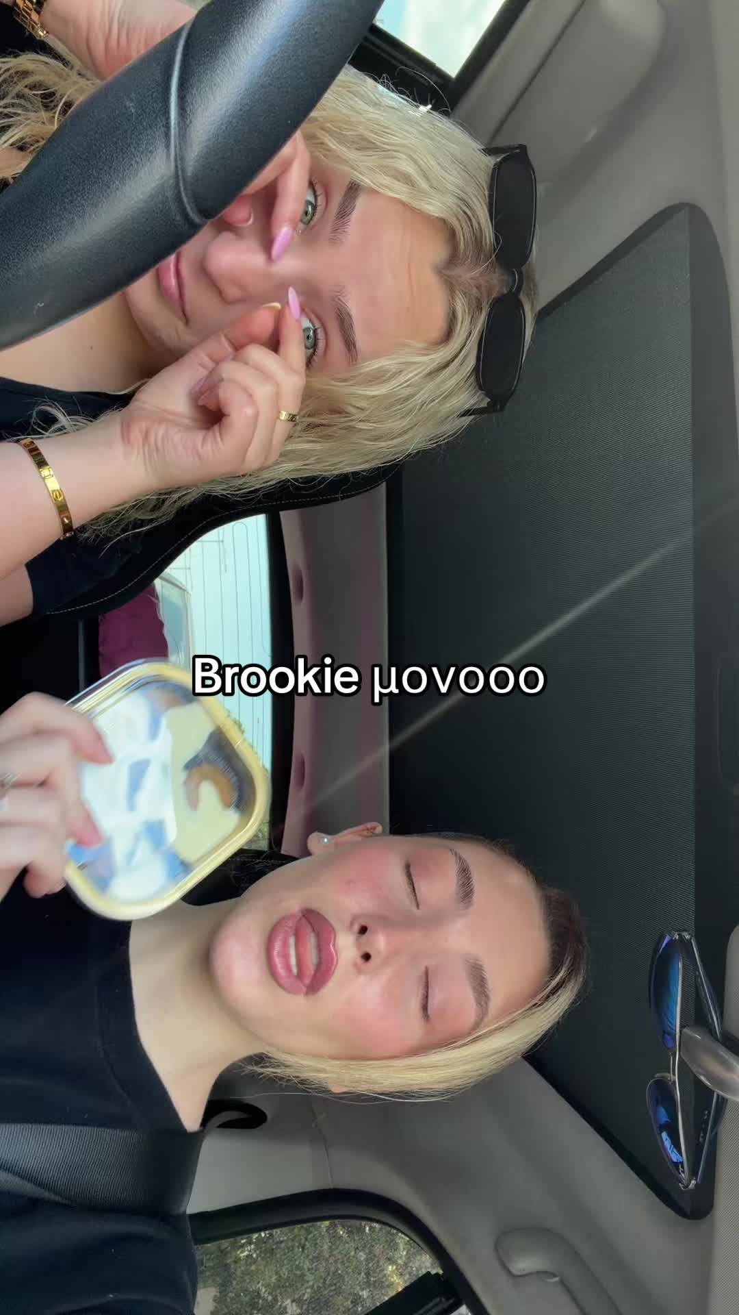 @Konstadinazaf