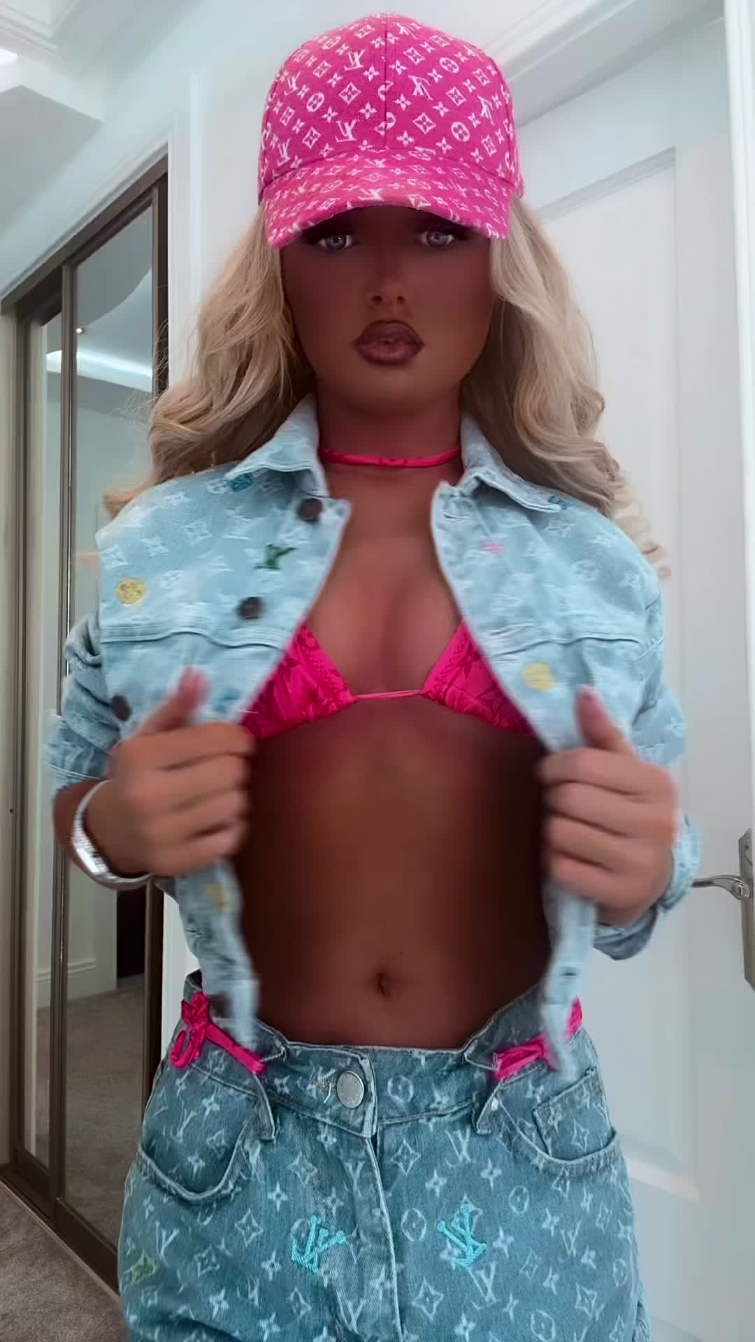 @Alexis Coffey