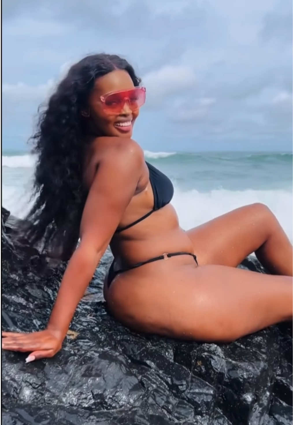 @melavue