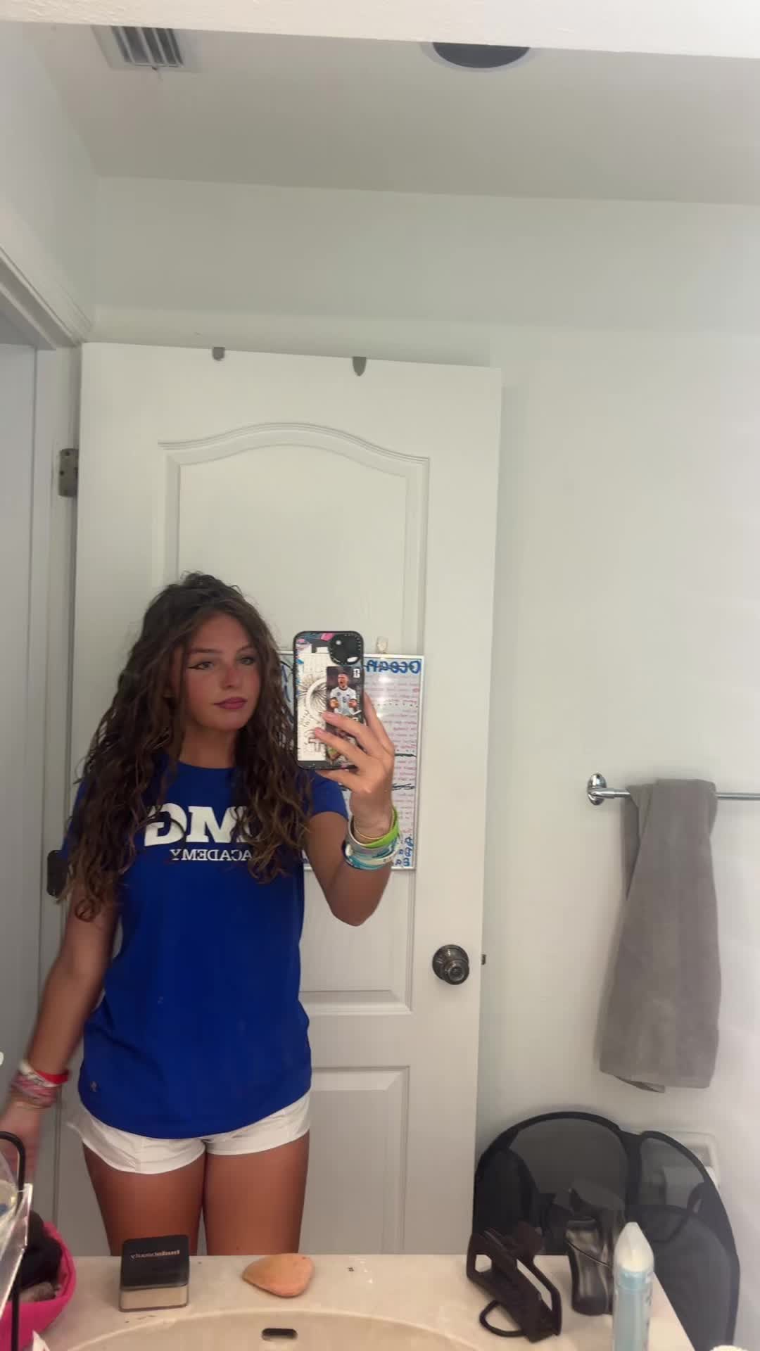 @🎾