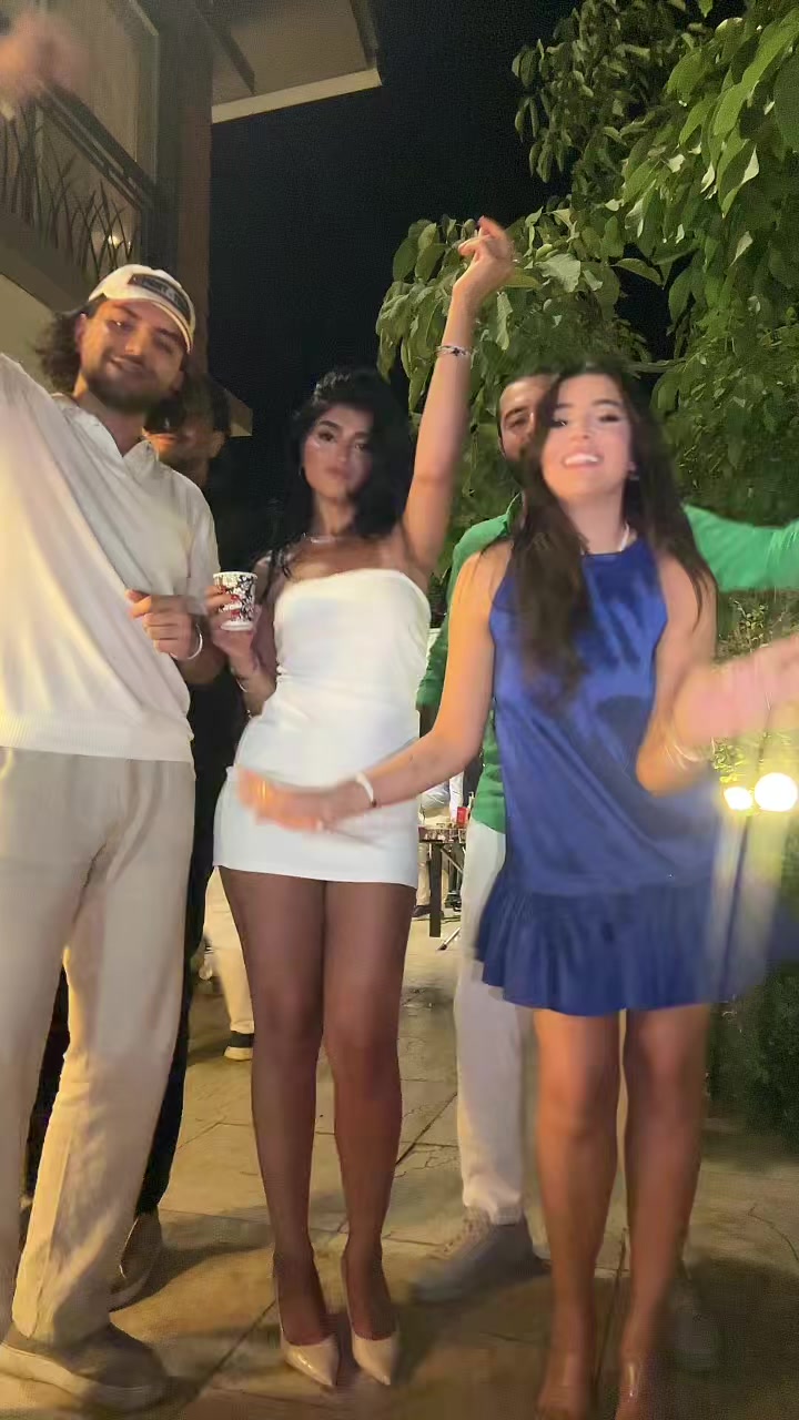 @Vianaaa