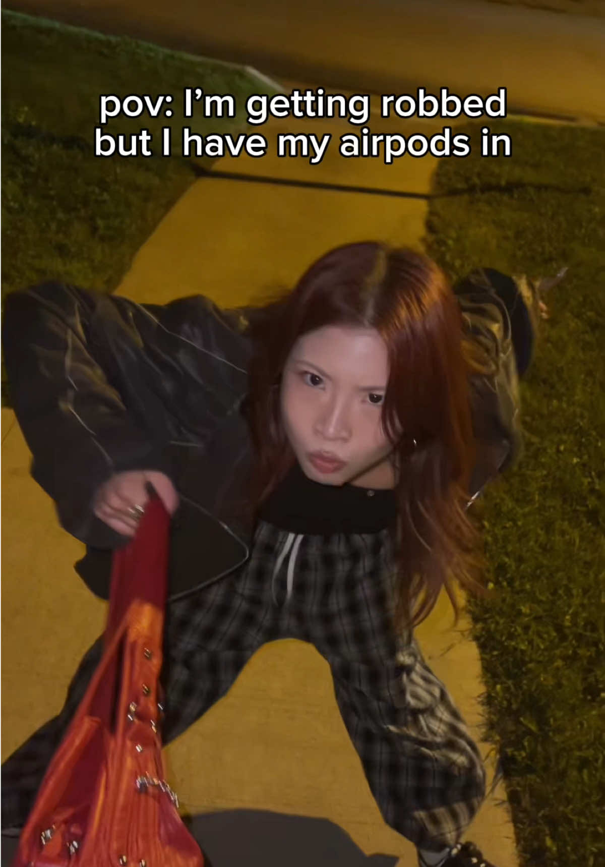 @thevivivibes