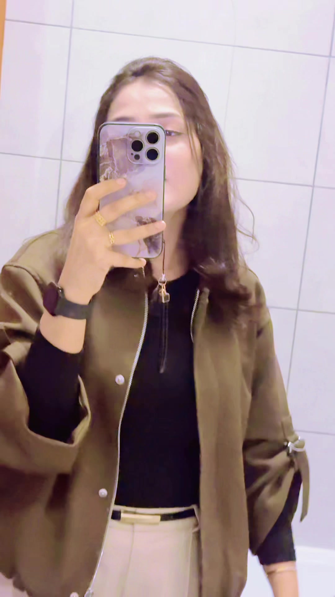 @notyourqueen 🇬🇧