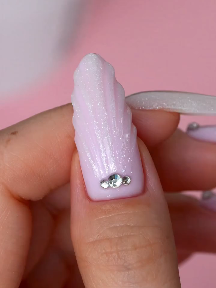 @Nails Company
