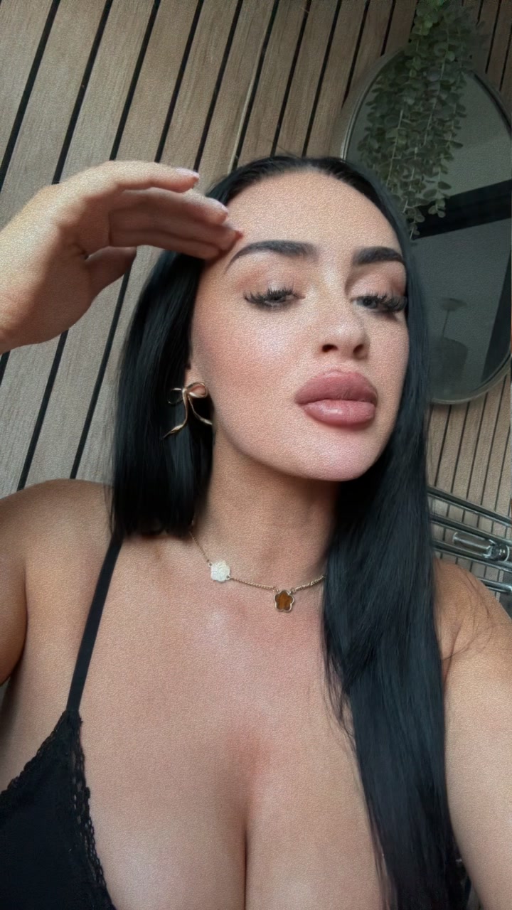 @JADE MARIE