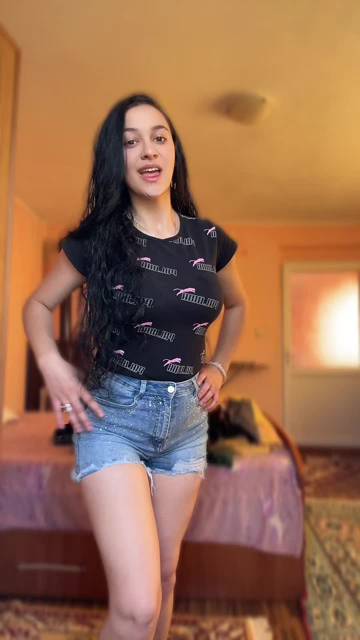 @delia_ozanaa