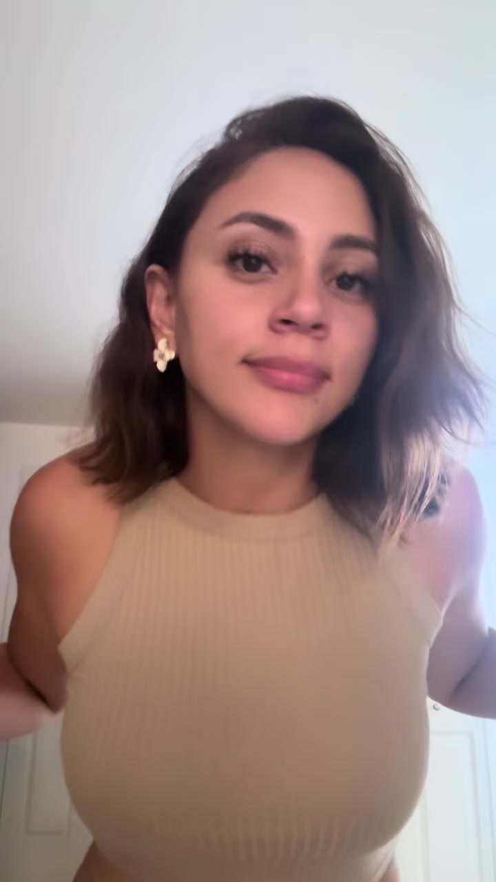 @Angela Orellana