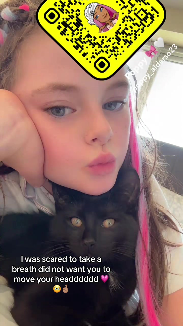 @Poppy ๐๐บ