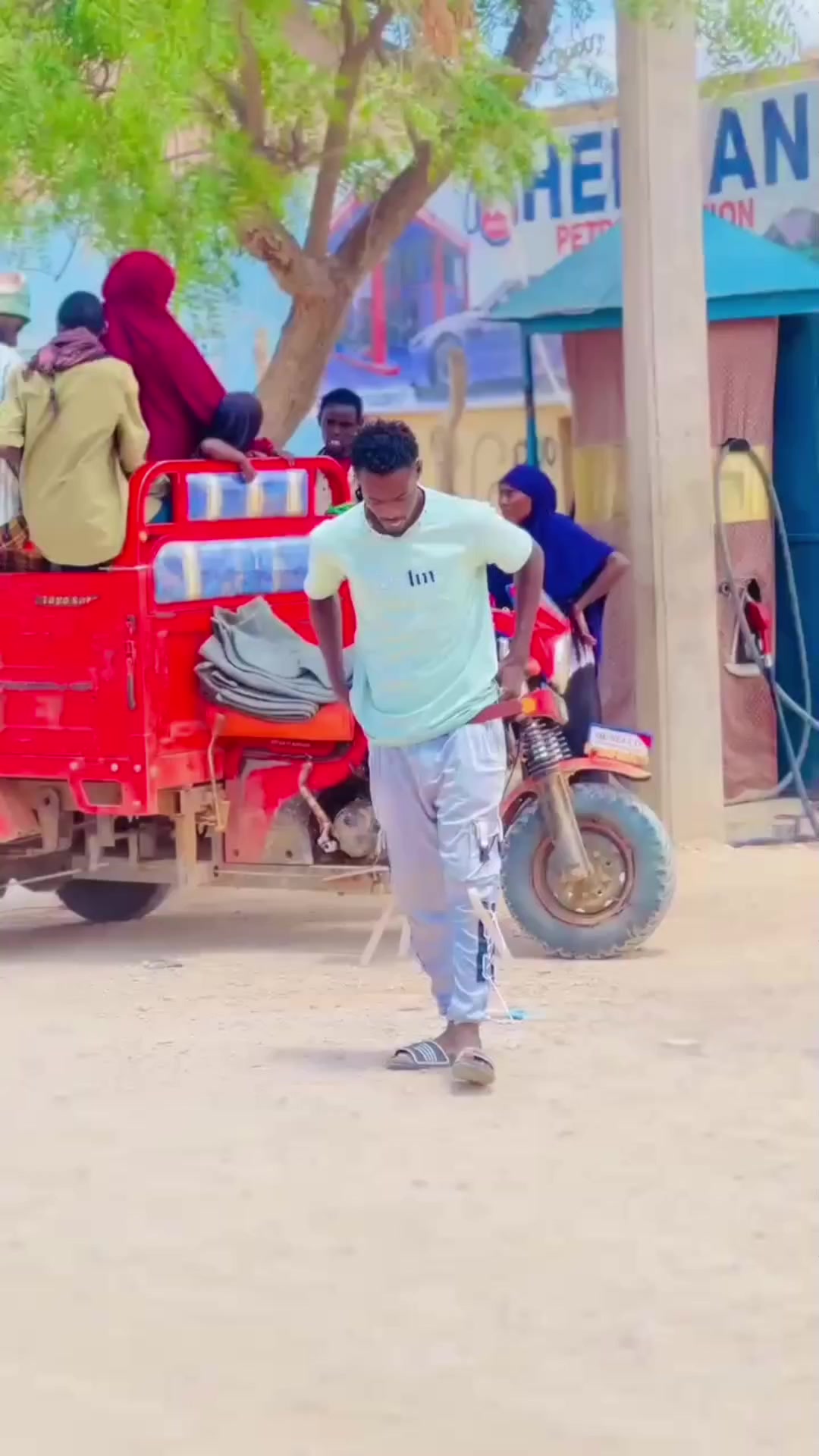 @SIMBA🦅 GANGIS🥷🇸🇴🇦🇿🦅💪